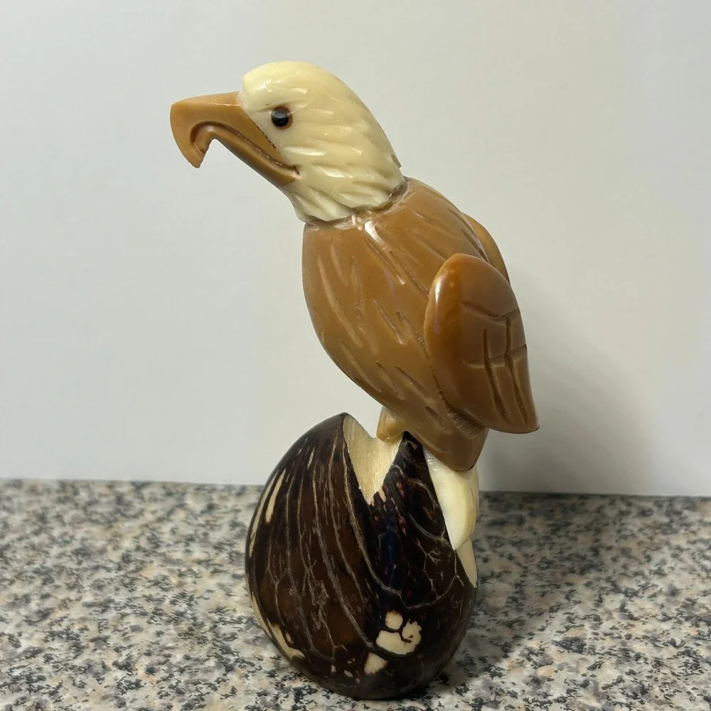 Tagua Nut Vegetable Ivory Bird Carving‎ Eagle Figurine 4